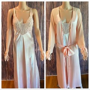 Victoria’s Secret RARE VINTAGE NWT baby pink satin medium large pajama